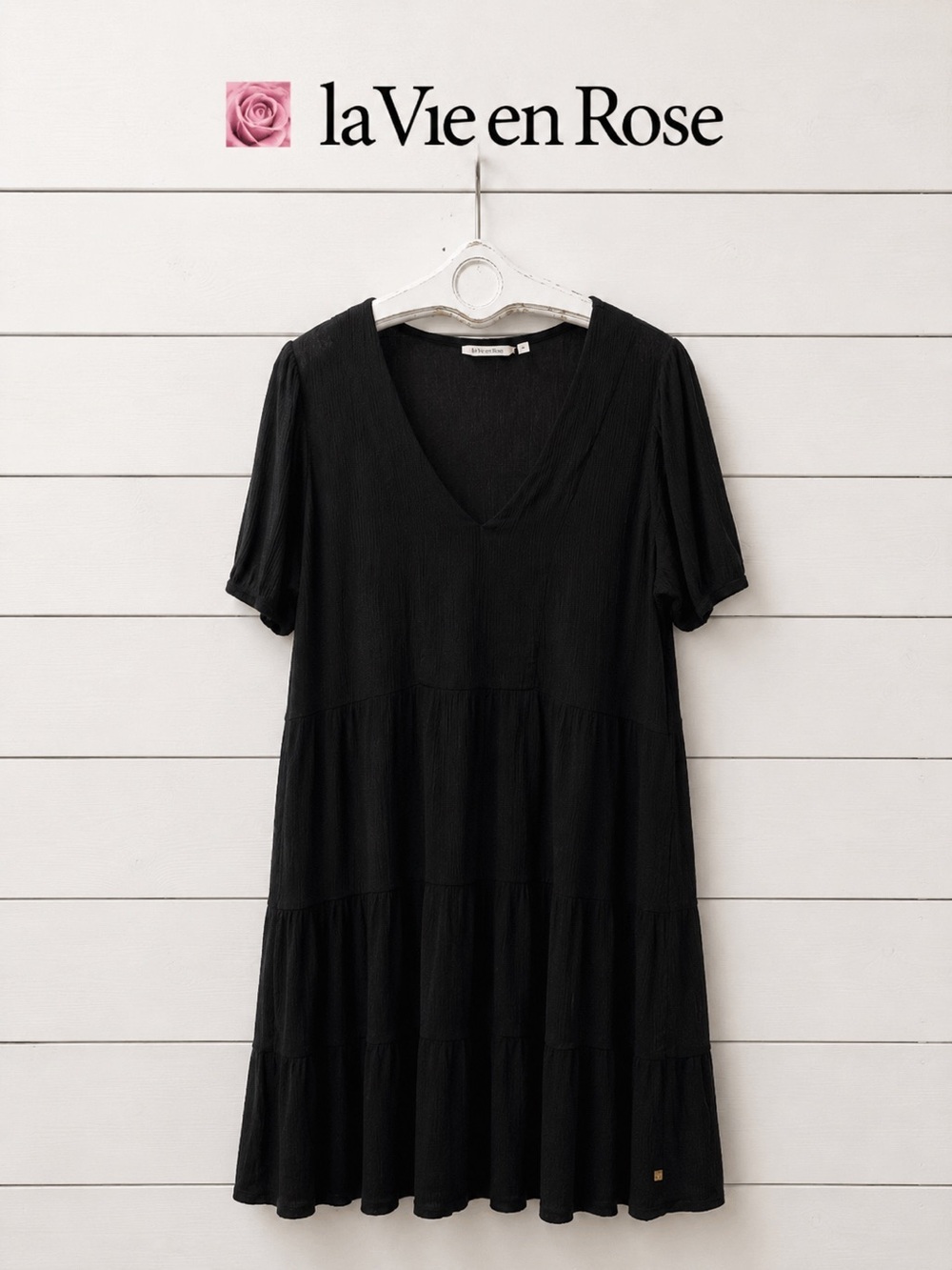 LA VIE EN ROSE AQUA Black Tiered Dress Size M